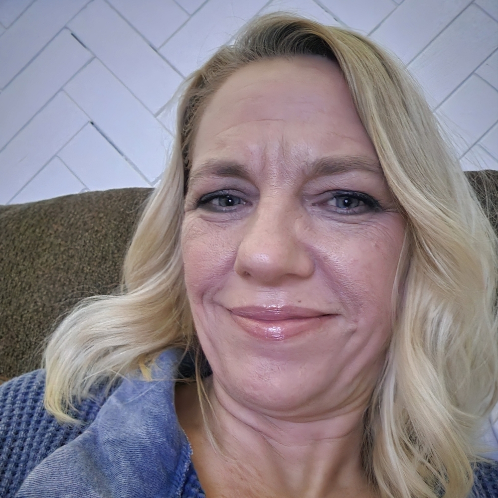 Meet your Posher, Dawn